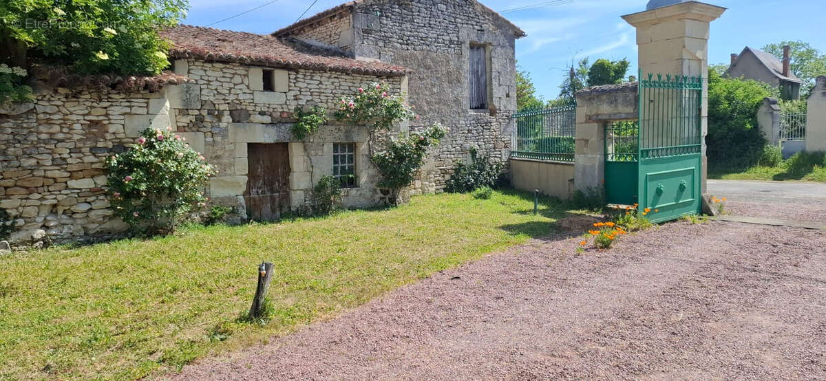 20 minutes sud SAUMUR, jolie propriété proche rivière - photo 14