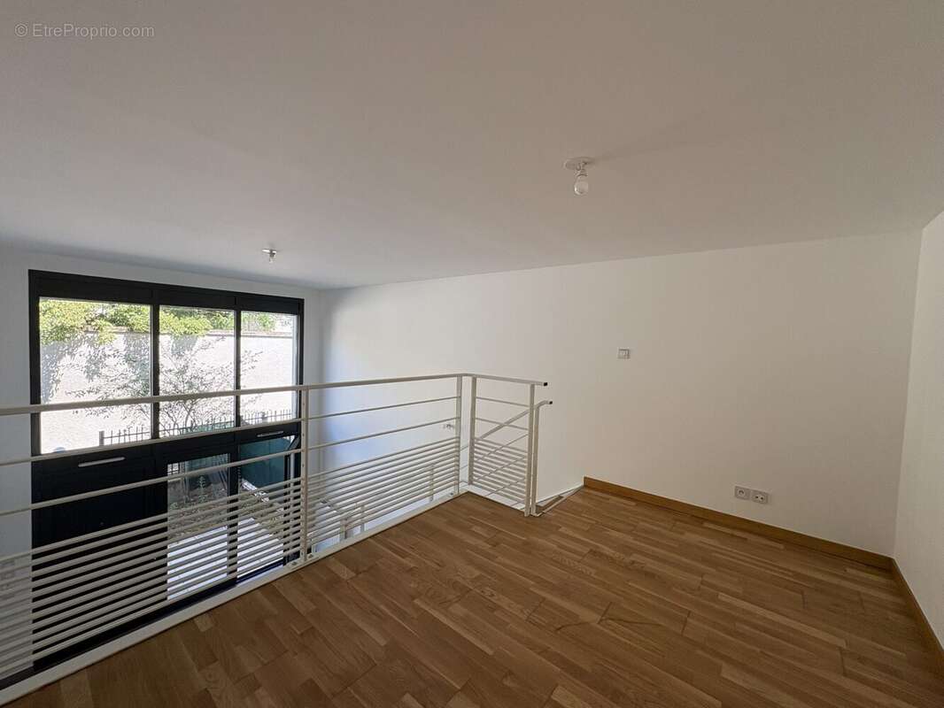 Appartement 32 m² à Lyon-8e  - photo 6