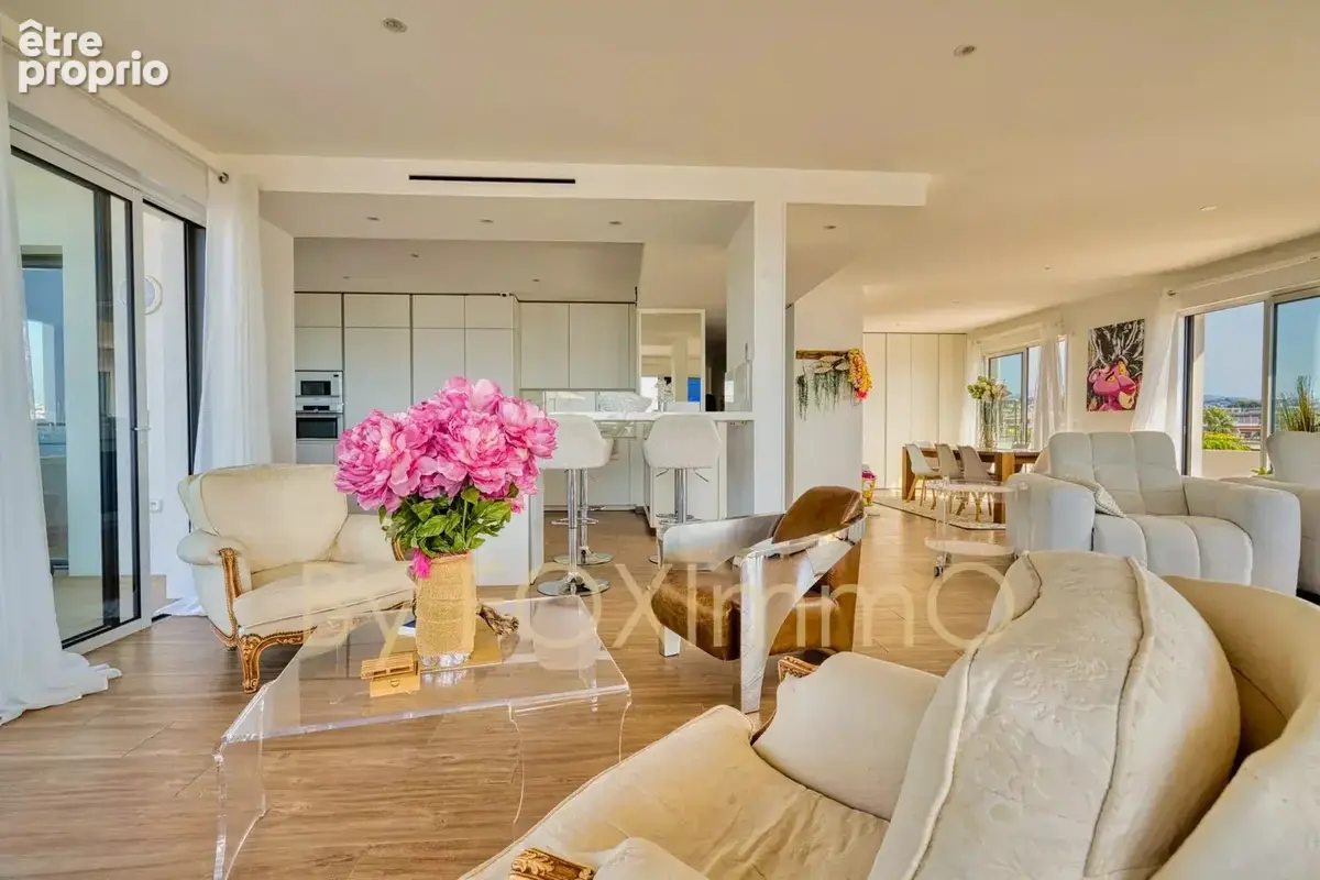 Penthouse d'exception dernier étage vue mer à Cagnes-sur-Mer - photo 16