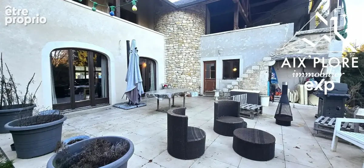 Maison 6 pièces 266 m² à vendre à Brenod (01110) - photo 2