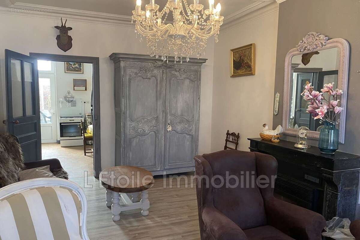 Maison à MOULINS-LA-MARCHE