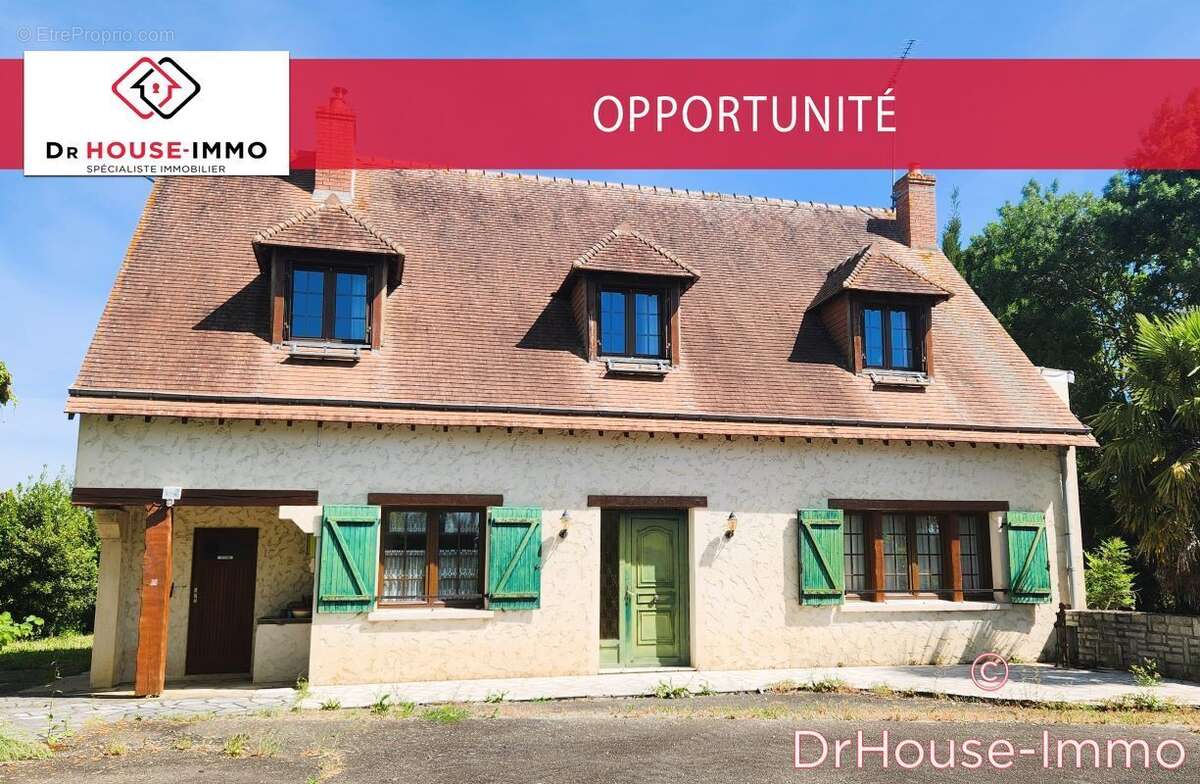 Maison à COURCEBOEUFS