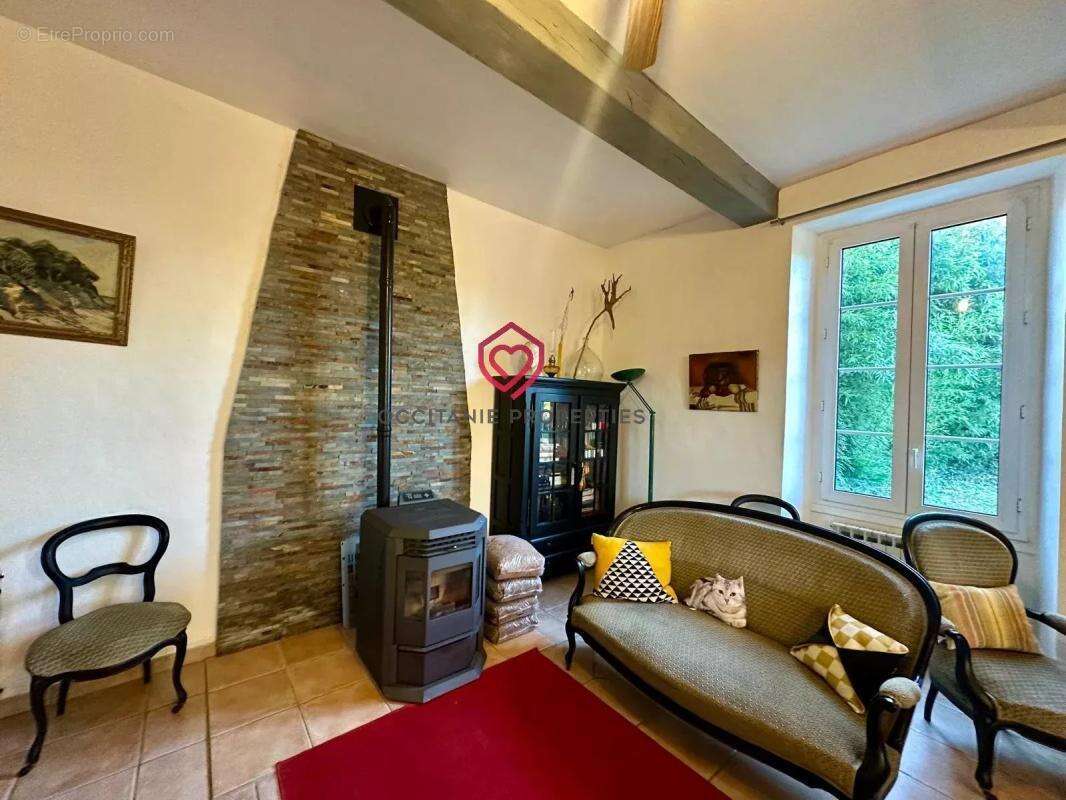 Propriété de Prestige avec Gîtes, Piscine et Fort Potentiel Touristique à Vendre près de Nogaro, Gers (Occitanie) - photo 12