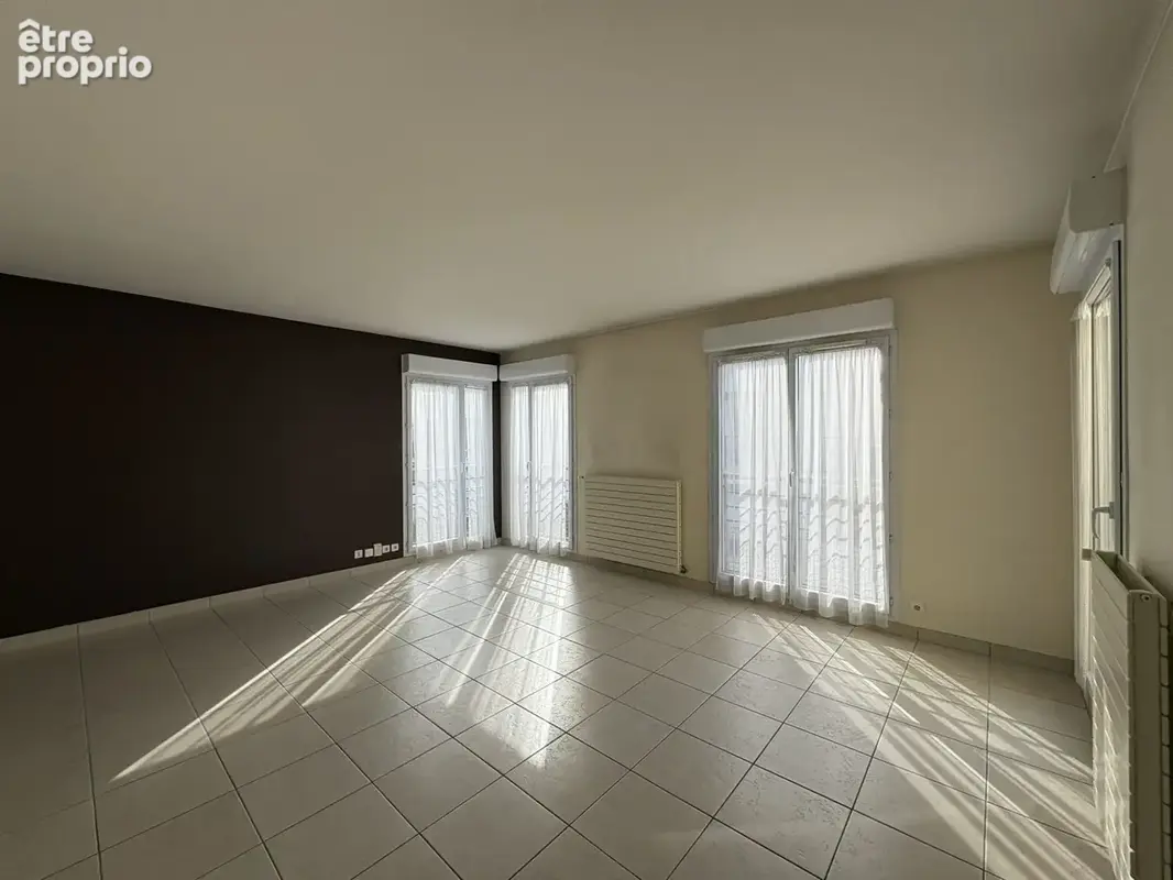 Appartement 2 pièces 60 m² à vendre à Tassin-La-Demi-Lune (69160) - photo 2
