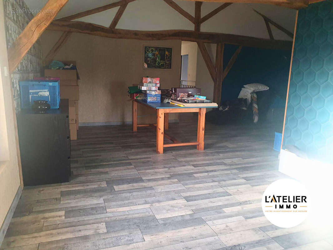 Maison à SAINT-MARD-SUR-LE-MONT