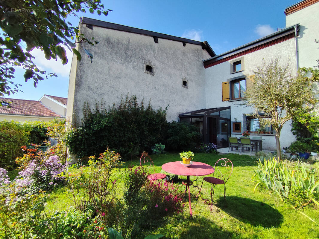 Maison à SAINT-MARTIN-LA-PLAINE