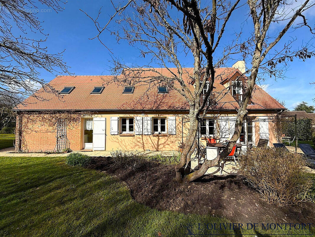 Maison à MONTFORT-L'AMAURY