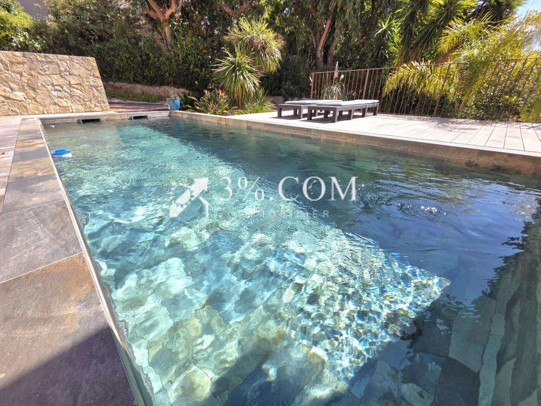 Maison à SAINT-RAPHAEL