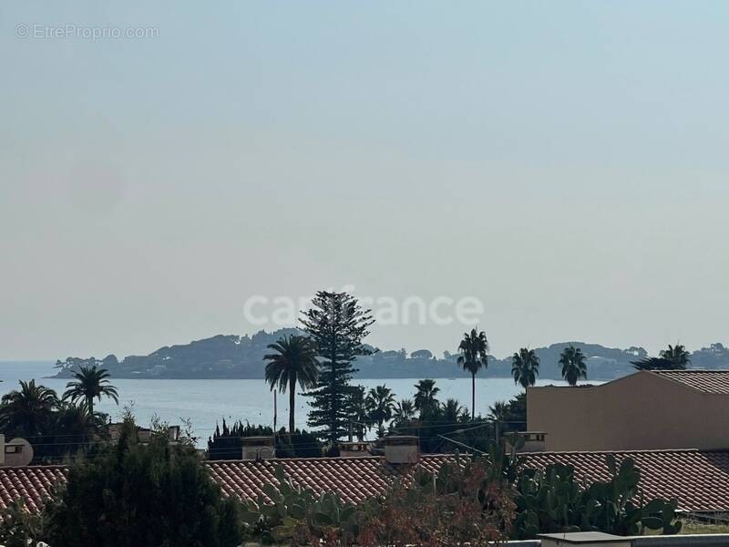 Appartement à BEAULIEU-SUR-MER