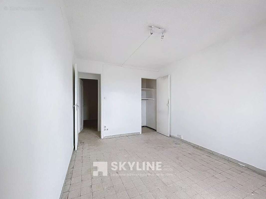 Appartement à MARSEILLE-15E