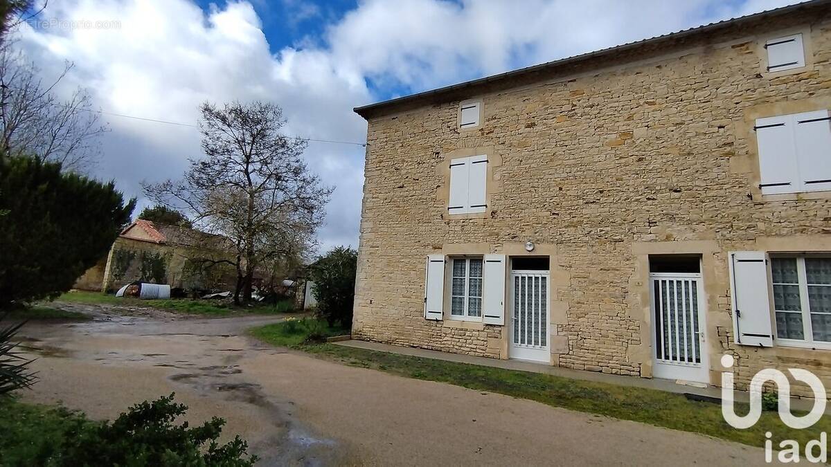Photo 1 - Maison à LONGRE