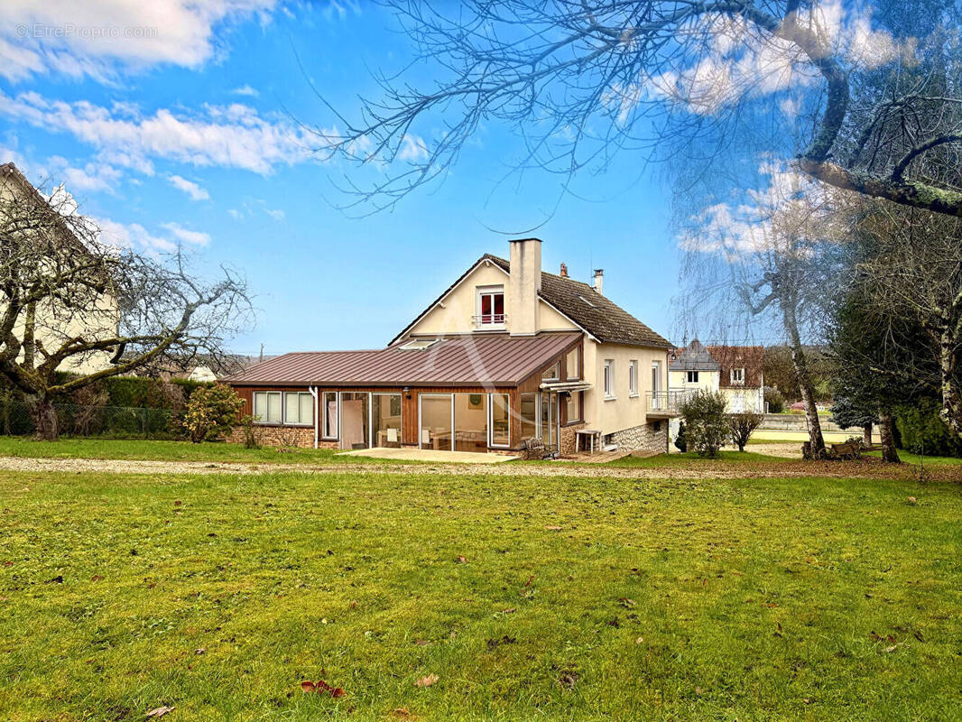 Maison à POUILLE