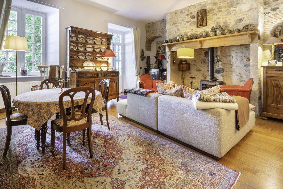 Maison à BEAULIEU-SUR-DORDOGNE