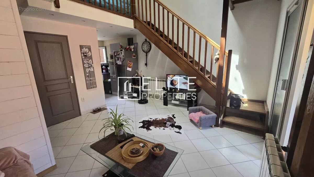 Appartement à FREJUS