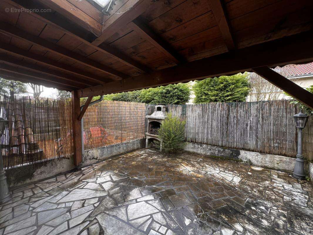 Maison 66 m² à Crolles  - photo 8