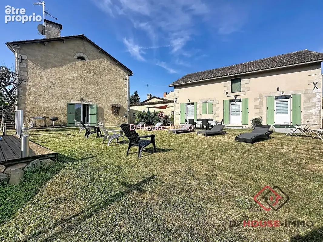 Maison 207 m² à Mussidan  - photo 4