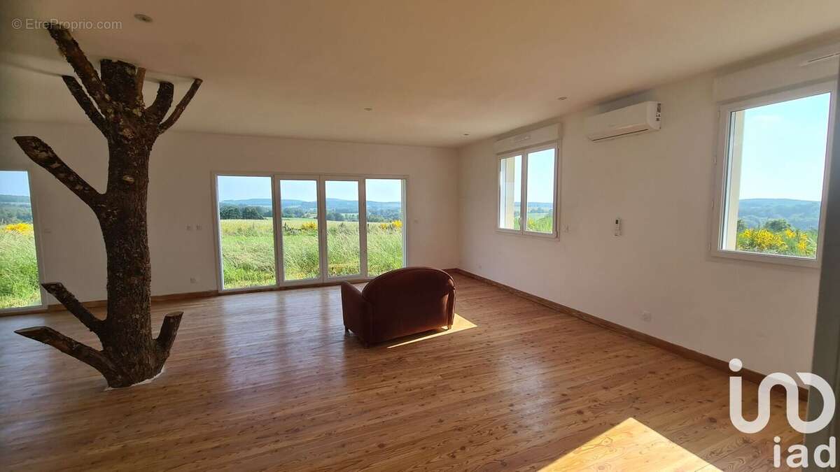 Photo 6 - Maison à PEYRELEVADE