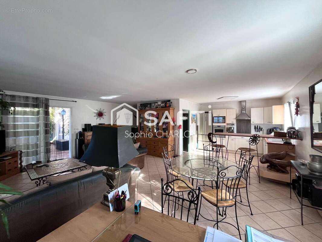 Photo 4 - Maison à ROMANS-SUR-ISERE