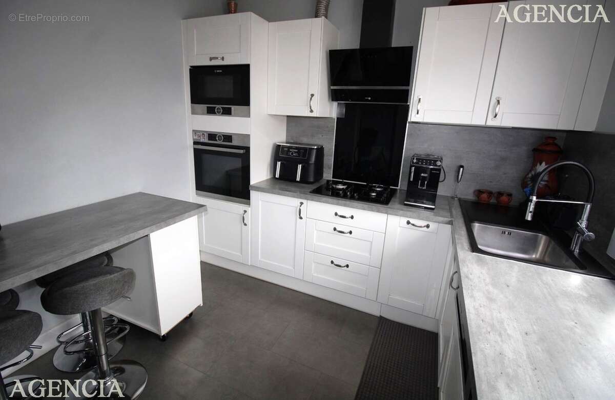 Maison à PONTAULT-COMBAULT