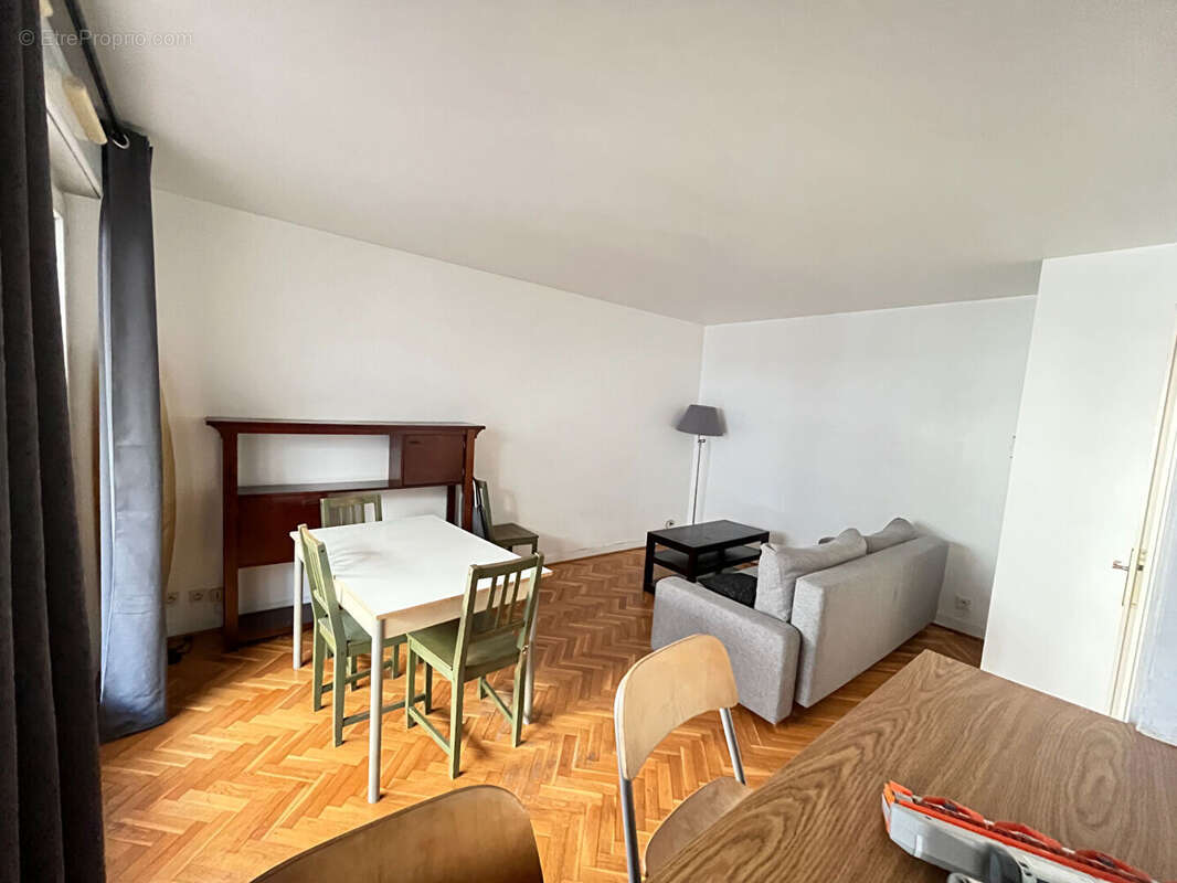 Appartement à CLICHY