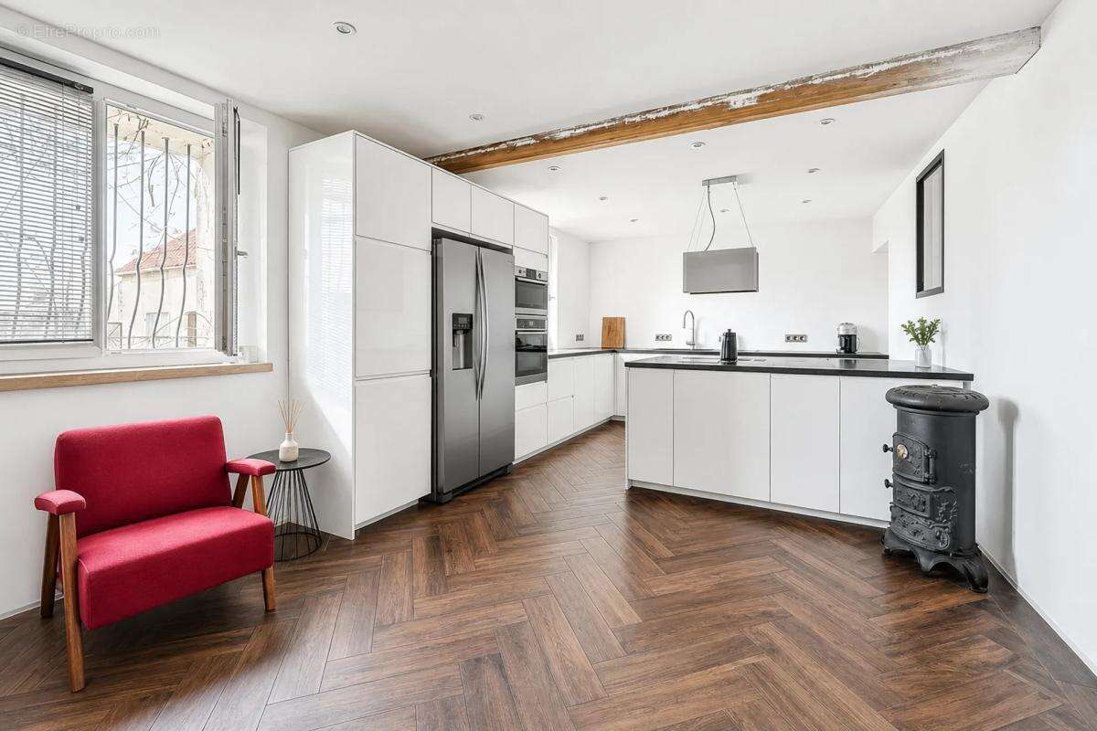 Maison spacieuse de 220 m² à Chalautre-la-Grande - photo 6
