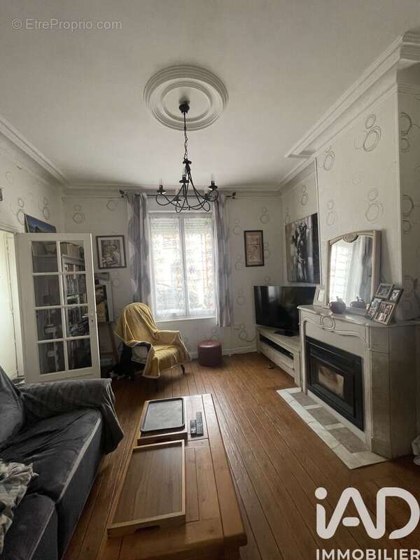 Photo 2 - Maison à SAINT-QUENTIN