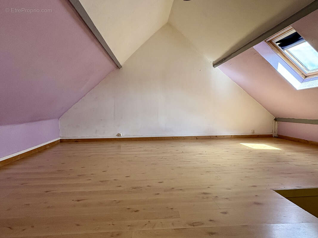 Maison à NESLE-NORMANDEUSE