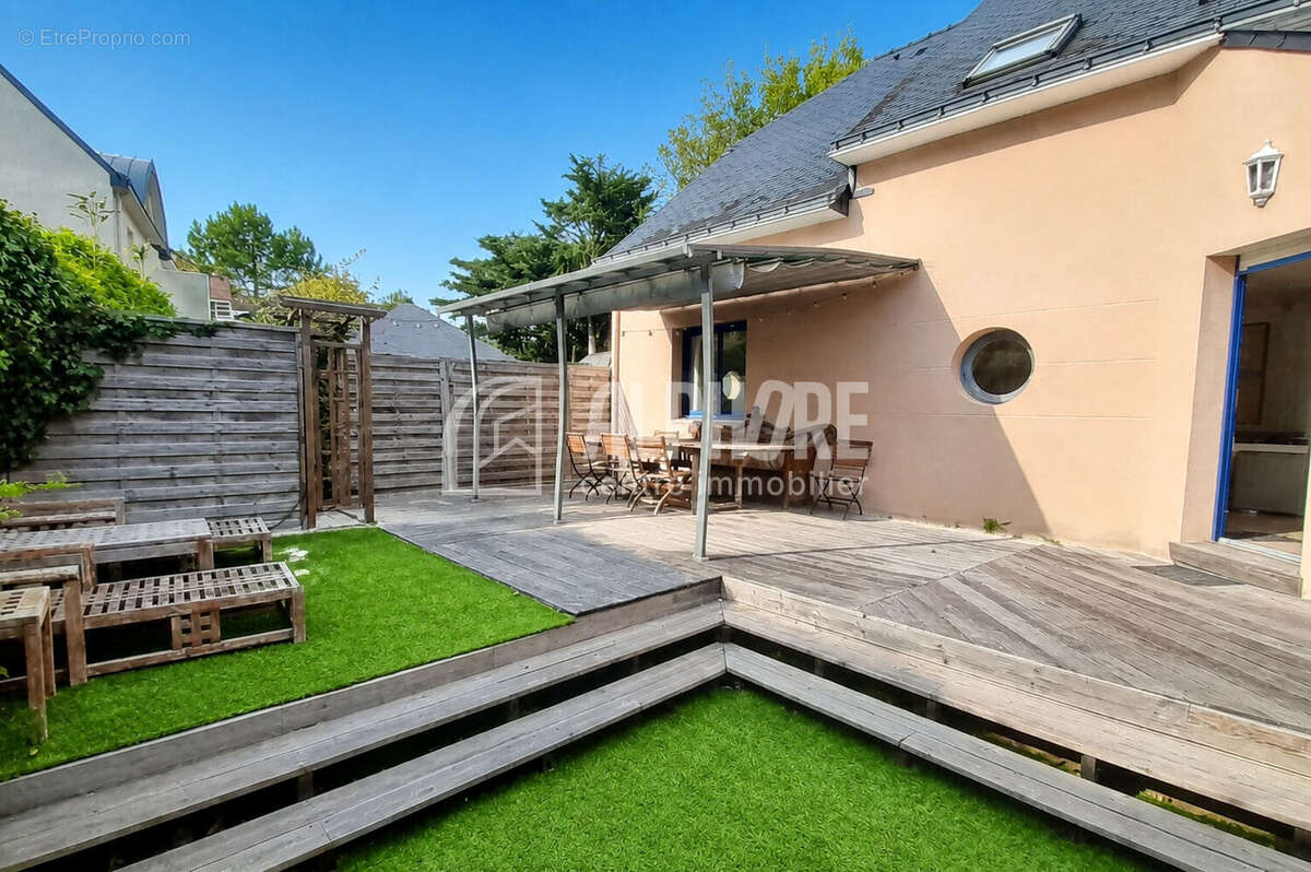 Maison 10 pièces 243.64 m² Pornichet - photo 2