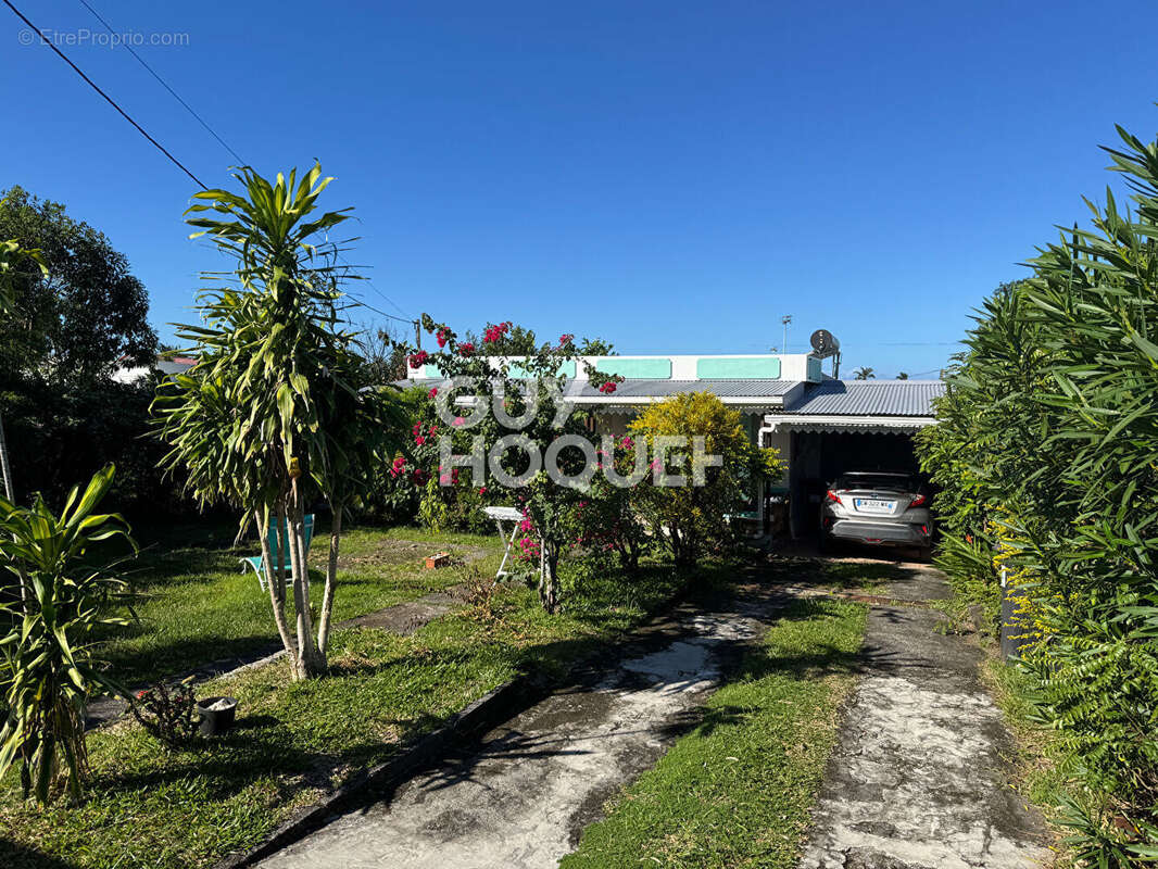 Maison à SAINT-BENOIT