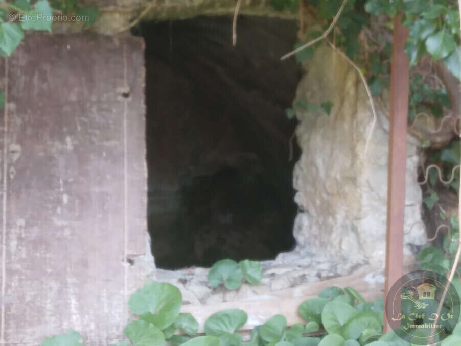 Terrain à ROQUESTERON