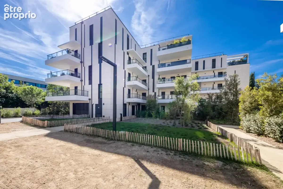 Marseille 8e – À deux pas du parc Borély et de la mer, exceptionnel T3 de 70 m² avec terrasse de 23m2 et 2 box Fermés - photo 9