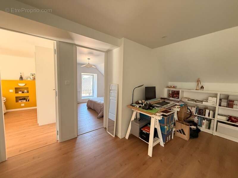 Maison en pierre entièrement rénovée, 95m², avec dépendances, terrain de 1154m² 148 000 € - photo 10