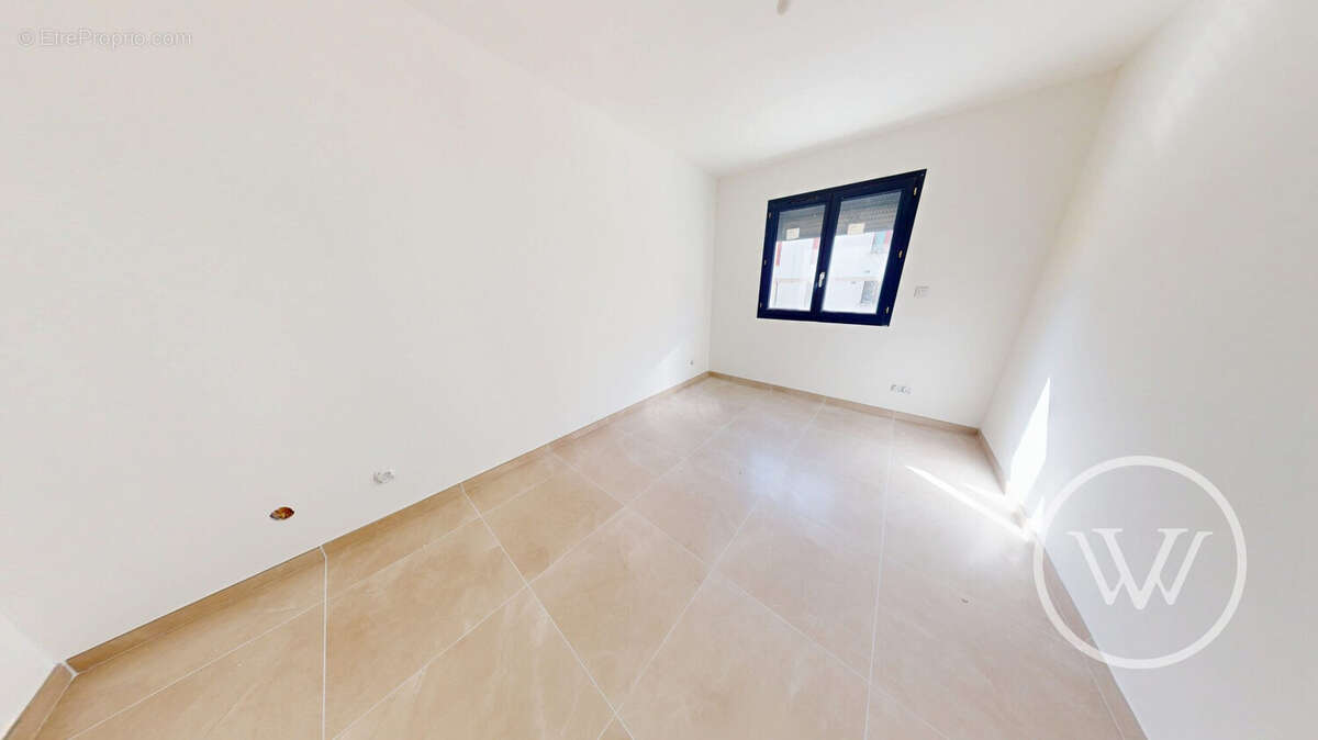 Maison à LE PEAGE-DE-ROUSSILLON