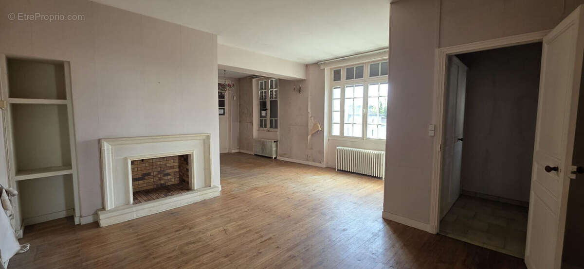 Maison à RUFFEC