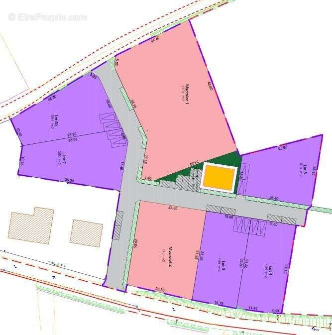 Terrain à SAINT-PATERNE-RACAN