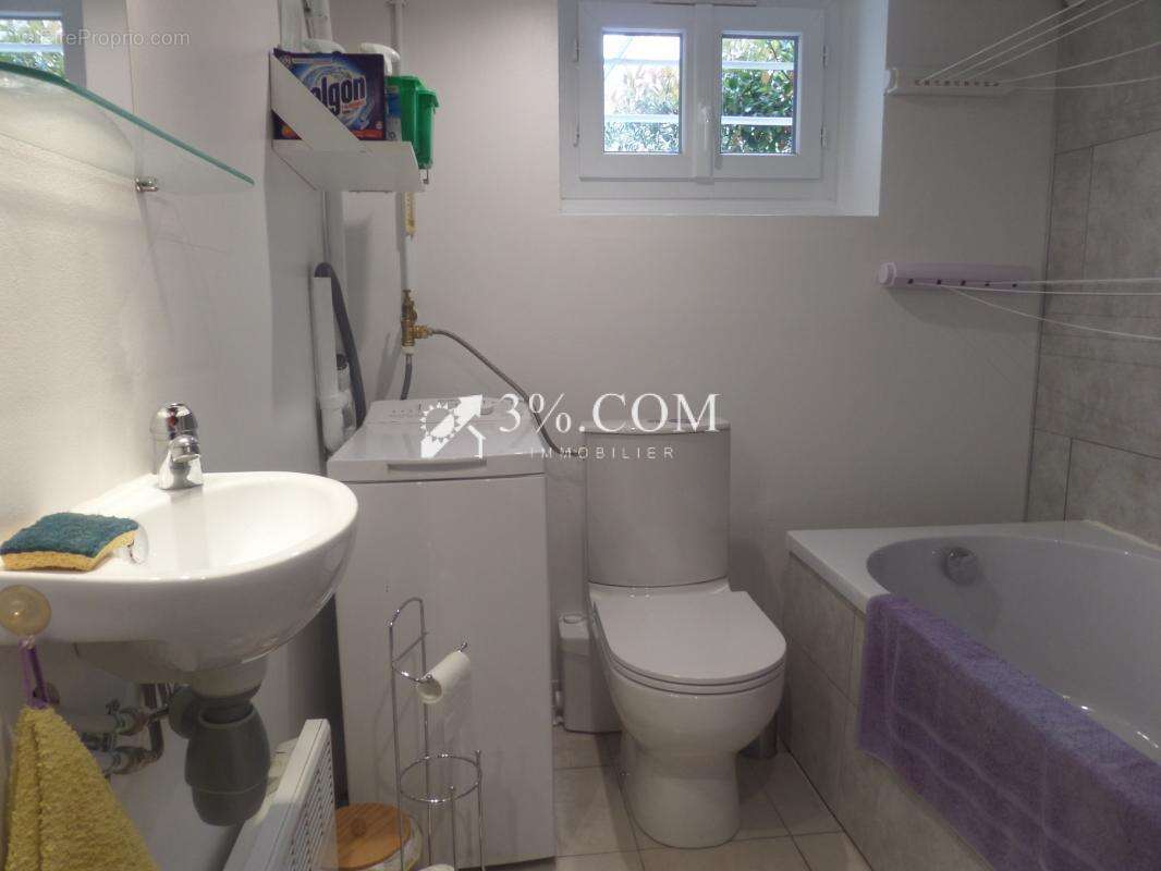 Maison à LA CHAPELLE-LA-REINE