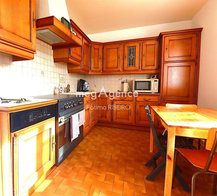 Maison à COULOMMIERS