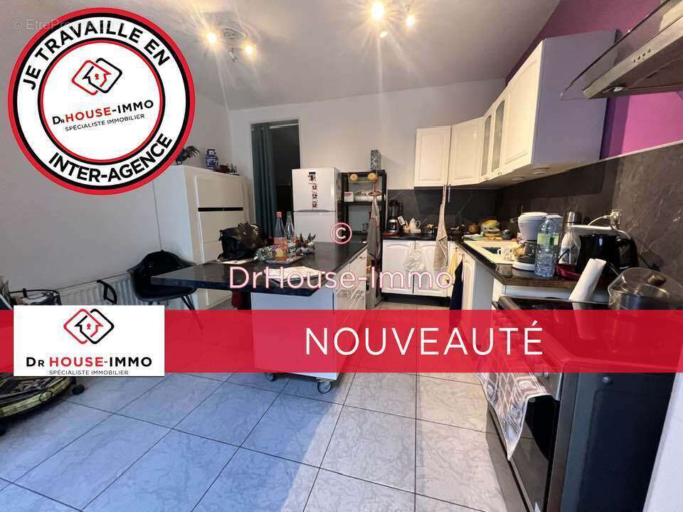 Maison à QUIEVRECHAIN