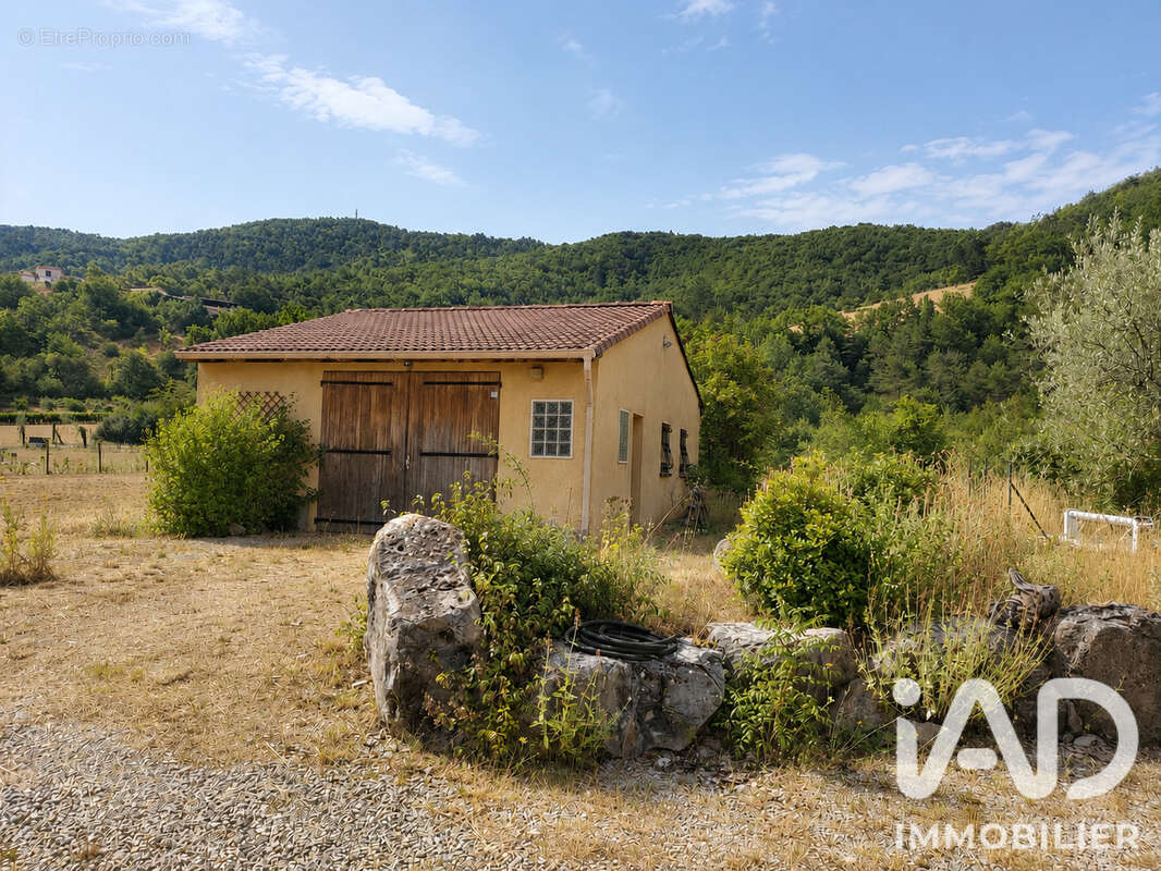 Maison 158 m² à Curnier  - photo 4