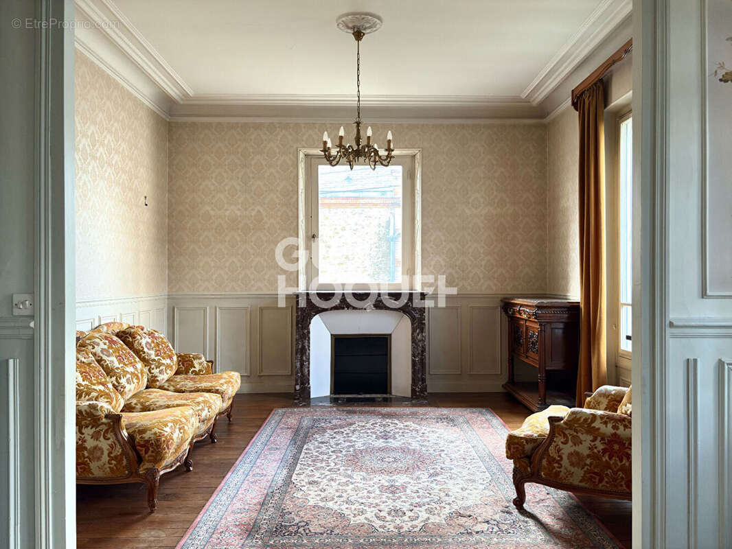 Maison à SOISY-SUR-SEINE