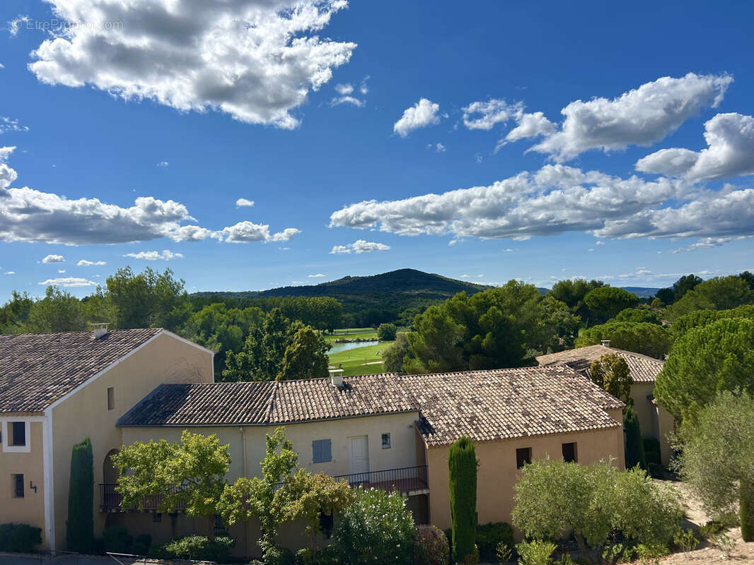Appartement à MALLEMORT