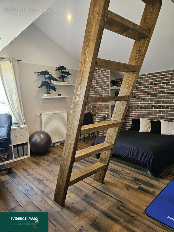 Maison à VEYRINS-THUELLIN