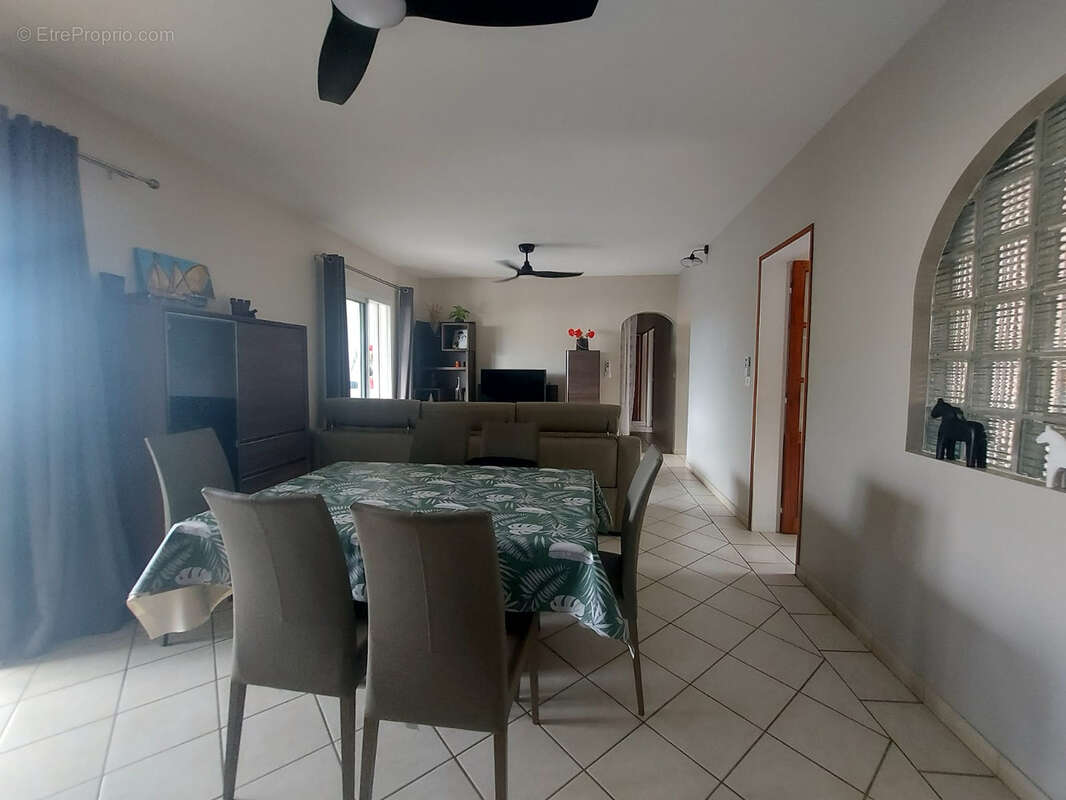 Maison à SAINT-JOSEPH