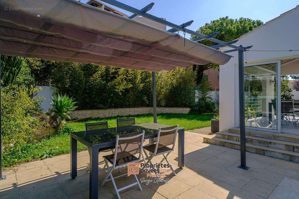 Maison à MARSEILLE-8E