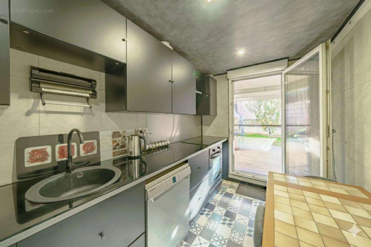 Appartement à MARSEILLE-13E