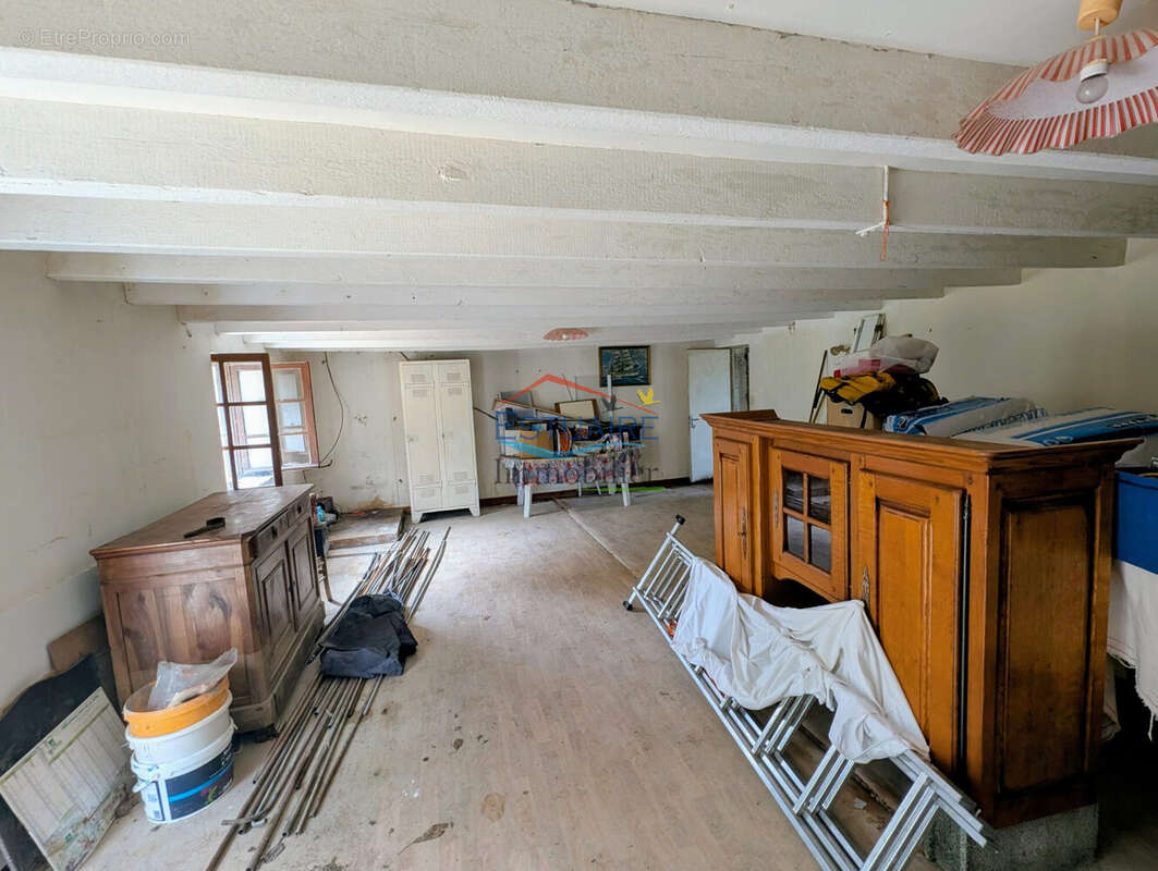 Maison 102 m² à Saffre  - photo 8