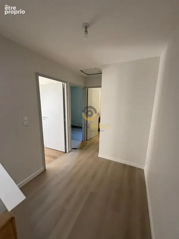 Maison 59 m² à Bressuire  - photo 4