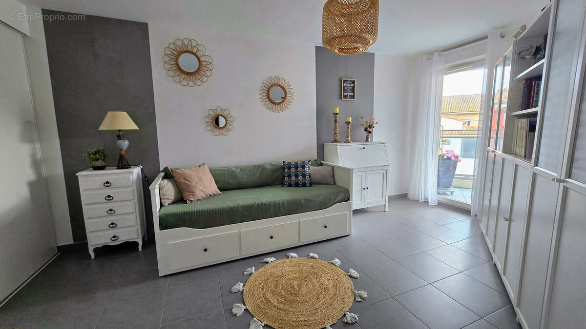 Appartement à MARSEILLE-8E