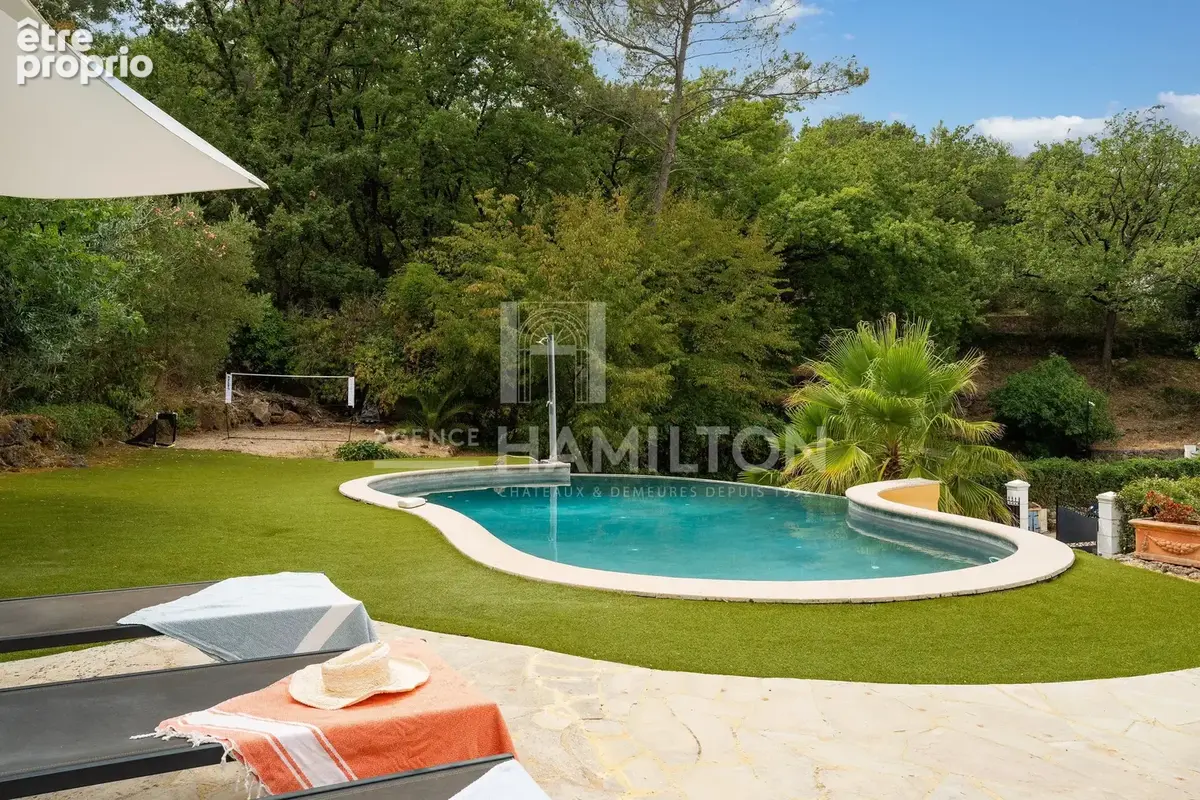 Villa de prestige au sein d’un domaine privé d’exception avec vue panoramique - photo 24