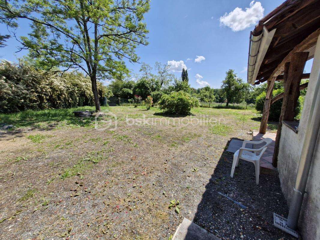 Maison à EYGURANDE-ET-GARDEDEUIL